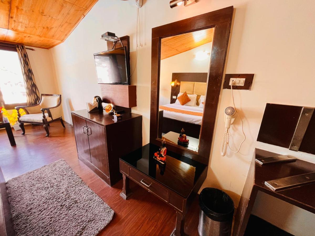Snow Palm Resort, Manali ภายนอก รูปภาพ