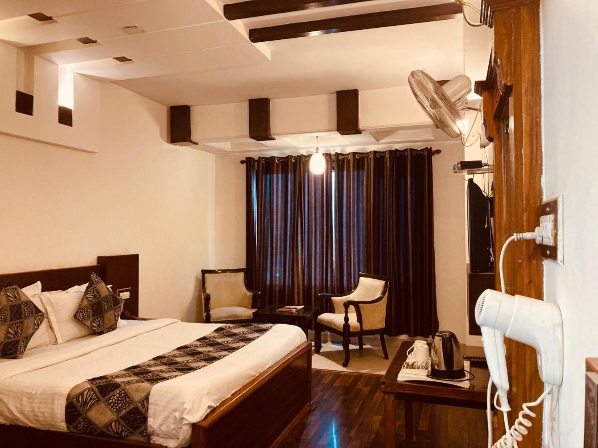 Snow Palm Resort, Manali ภายนอก รูปภาพ